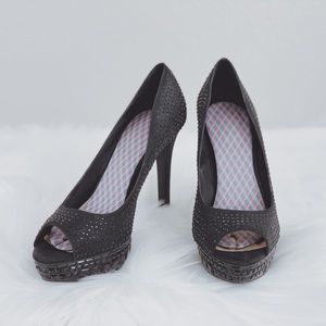 GIANNI BINI Peep Toe Platform Heels 5 in. US 8M